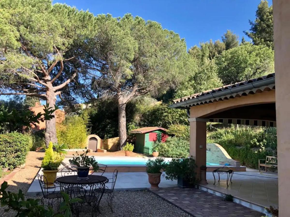 Agreable Chambre D'Hotes Avec Piscine Bed & Breakfast Le Beausset Exterior foto