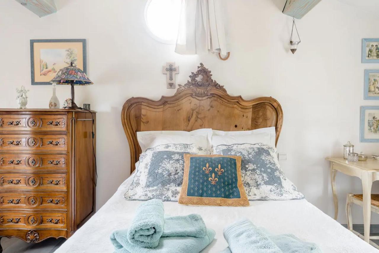 Agreable Chambre D'Hotes Avec Piscine Bed & Breakfast Le Beausset Exterior foto