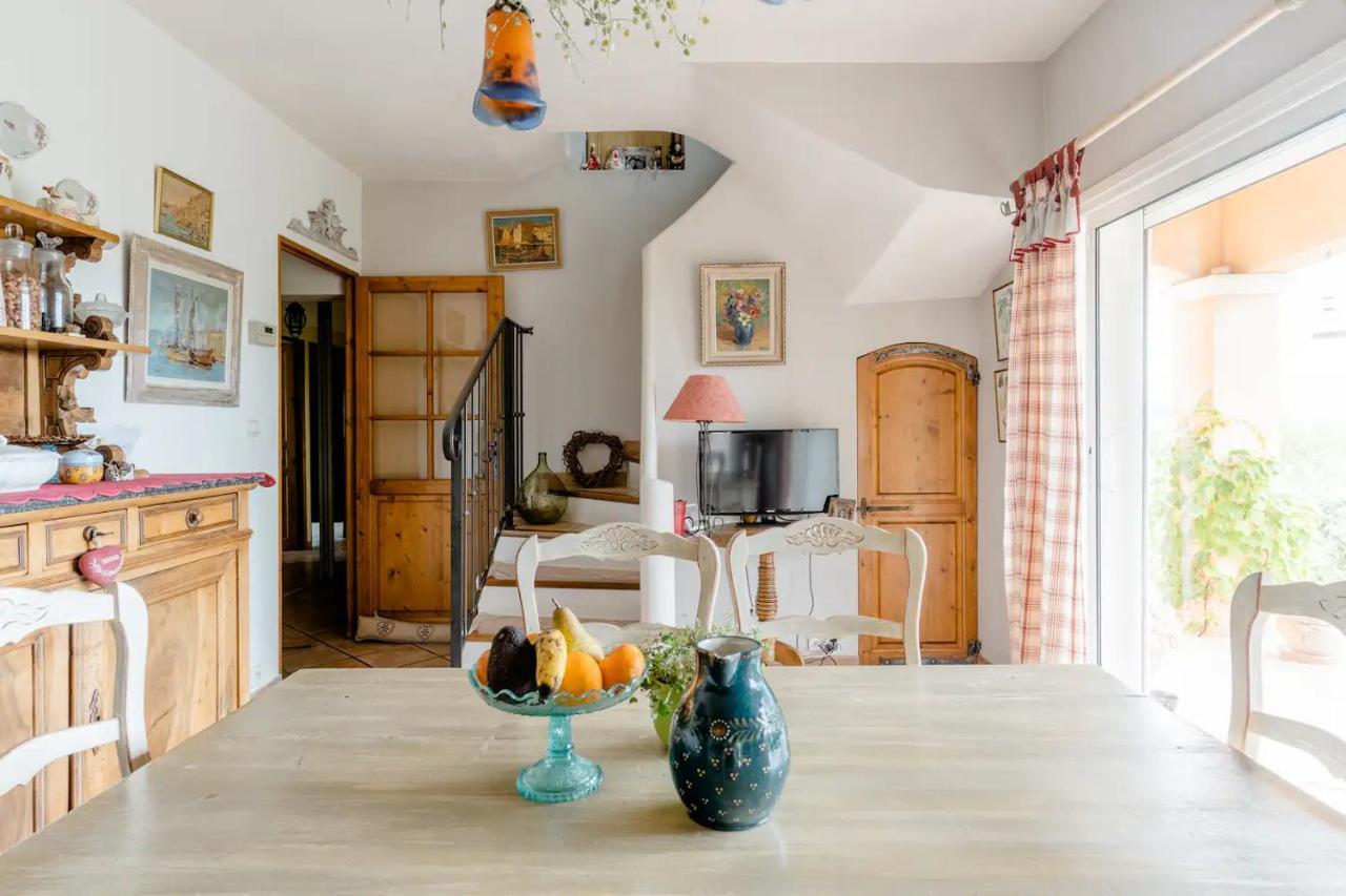Agreable Chambre D'Hotes Avec Piscine Bed & Breakfast Le Beausset Exterior foto